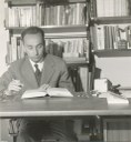 01_Primo_Levi_(1960).jpg